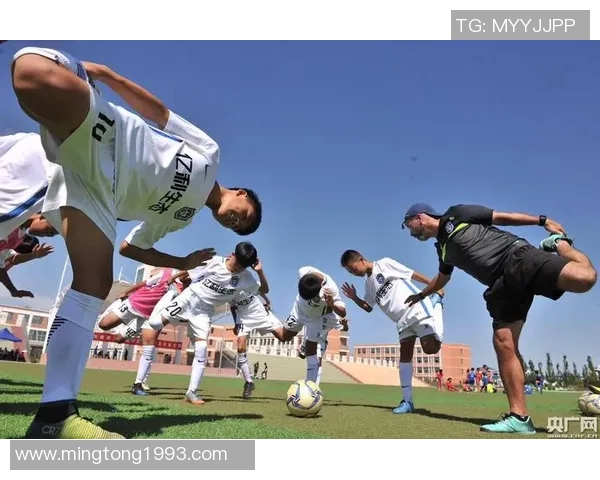 2017年青少年足球夏令营活动精彩回顾与成长故事分享