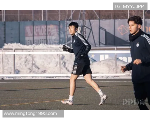 专访李磊：深入探讨DOTA2成功背后的策略与团队合作秘诀